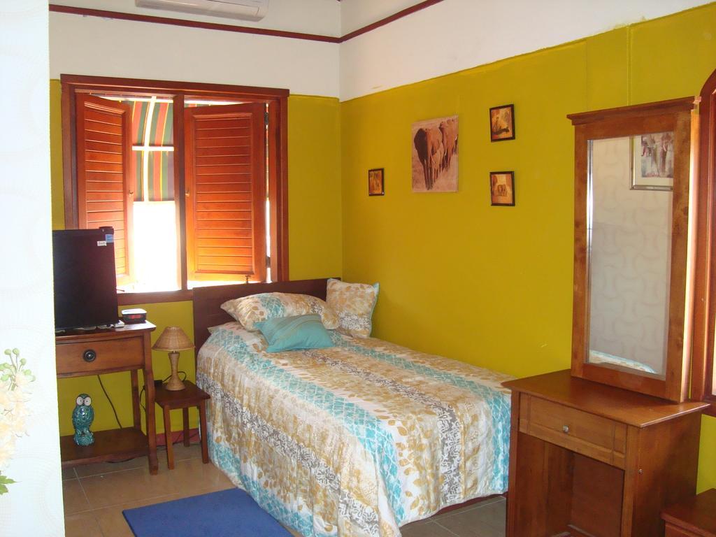 Fuego Mio Bed & Breakfast Santa Cruz Exterior foto