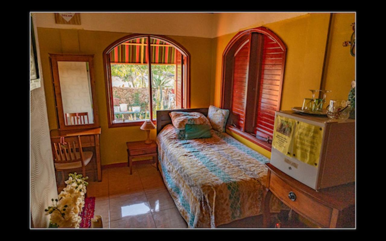 Fuego Mio Bed & Breakfast Santa Cruz Exterior foto